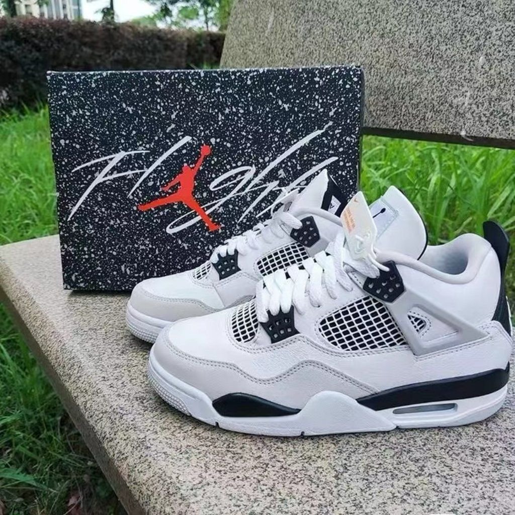 Nike Air Jordan 4 White Black Tech White Oreo Premium Everyday Wear