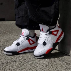 Air Jordan 4 Fire Red