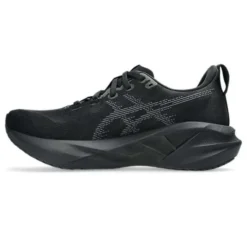 Asics Nova blast 5 Black & Carrier Grey