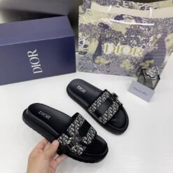 Black Dior Oblique Embroidered Slide Slippers – Dior