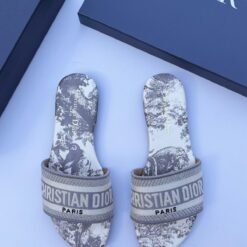 Christian Dior Men’s Grey Printed Logo Slippers – Premium Luxury Casual Slides
