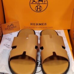 Hermès Men’s Tan Leather H-Cut Slippers – Elegant Luxury Designer Flat Sandals