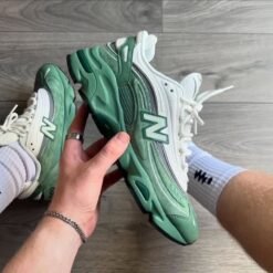 New Balance 1000 Green & White Chunky Performance Sneakers