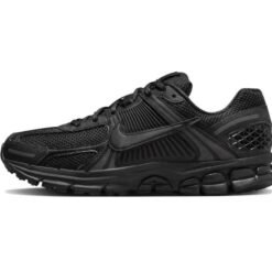 Nike Zoom Vomero 5 Triple Black Sneakers
