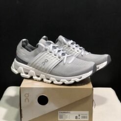 On Running Cloud Swift 3 Light Grey Running Sneakers with White Sole