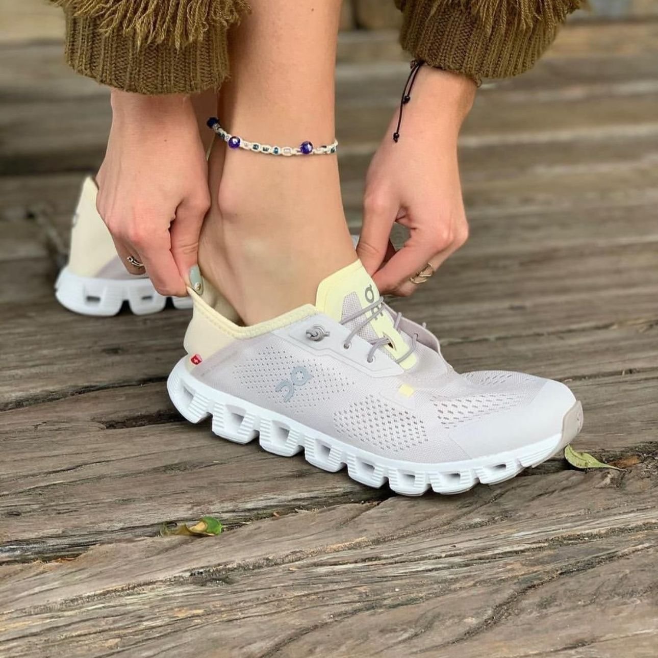 On cloud 5 coast sand ray